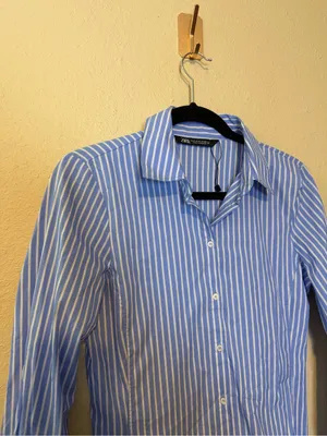 Zara Fitted Poplin Style Button Down Long Sleeve Pin Stripe Shirt Women’s Size M thumbnail 3