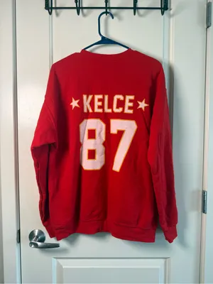 Gildan Red Graphic Crewneck Sweatshirt thumbnail 4