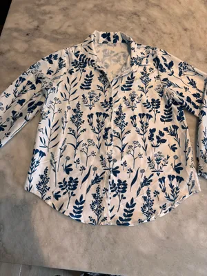 SheIn Botanic Print Turn-Down Collar Long Sleeve Women's Shirt. Size 8/10 (Large) thumbnail 4