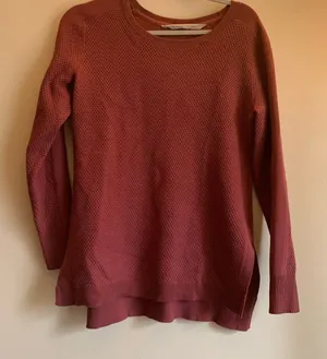 Athleta Maroon Textured Sweater Crew Neck Long Sleeve Top Shirt Women Small thumbnail 1