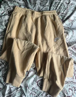 Nike Sweatpants thumbnail 1