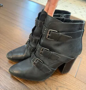 Aerosoles Women's Square Away Ankle Boots Size 8 - C61-146 thumbnail 1