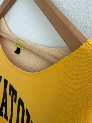 Market Studios Chinatown Yellow Off-the-Shoulder Graphic Sweatshirt Pullover Siz thumbnail 5