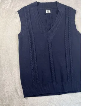 Sunday Best Aritzia Winston Sweater Vest Womens S Navy Cable Knit Wool Preppy thumbnail 3