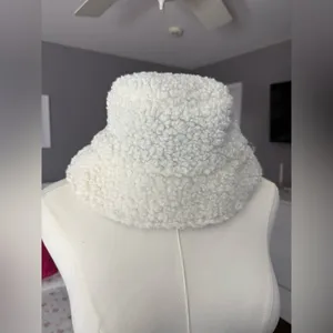 White Sherpa Bucket Hat with Embroidered Design thumbnail 2