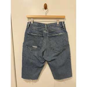 AGOLDE Waist High Rise Frayed Denim Distressed Bermuda Shorts Jamie 26 thumbnail 4