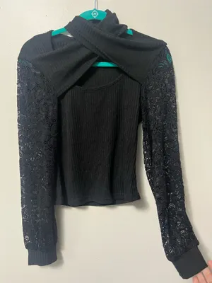 SHEIN Black Ribbed Top Lace Long Sleeves thumbnail 1