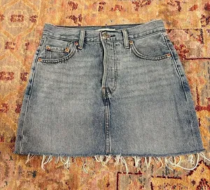 Levi’s Icon Skirt thumbnail 1