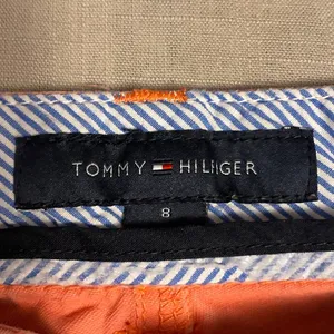Tommy Hilfiger Women's Coral Cropped Pants thumbnail 3