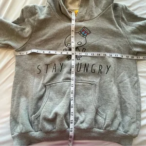 Stay Hungry Pullover Hoodie‎ Gray Size M thumbnail 4