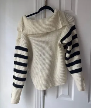Vestique Sweater Striped thumbnail 2