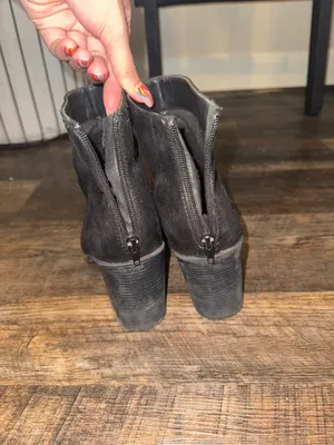 Black booties Size 9 thumbnail 3