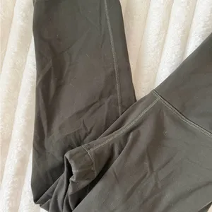 Nike cropped green High-Waist Leggings thumbnail 3
