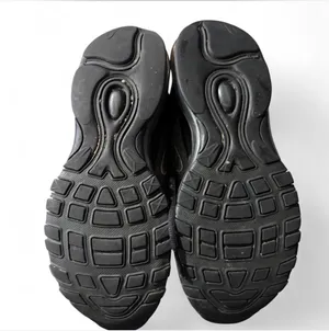 Nike Air Max 97 Womens Size 7 Running Shoes Black Silver DM8347-001 thumbnail 4