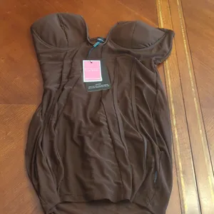 Pretty Little Thing strapless dress chocolate dress Size 14 thumbnail 4