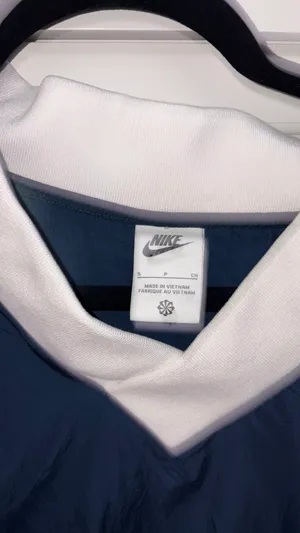 Nike Windbreaker thumbnail 2