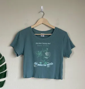 Boys Lie Heartbreak Gone Viral Crop Rib Tee thumbnail 1
