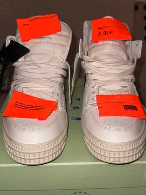 Off-White Sneakers thumbnail 2