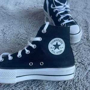 Platform Converse thumbnail 3