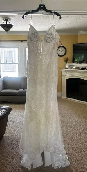 Wedding Dress White Size 8 thumbnail 1