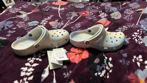 Size 8 thumbnail 4