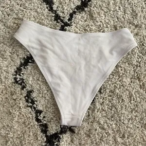 Tularosa Elise bottom in white thumbnail 6