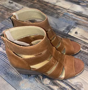 Lucky Brand Tan Brown Strappy Wedge Mules thumbnail 1