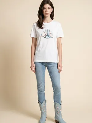 Women’s Premium Quality Boots and Cowgirl Hat Short Sleeve White T Shirt Size XL thumbnail 3