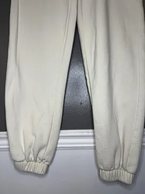 Brandy Melville Sweatpants Womens 160/84A White Fleece Jogger Elastic Waist thumbnail 3