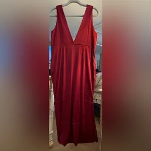 NEW V Neck Satin Sleeveless Formal Cocktail Prom Wedding Maxi Dress XL thumbnail 2