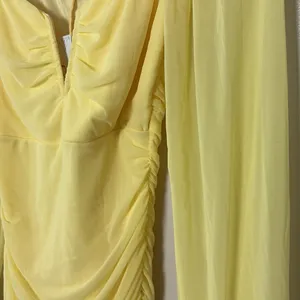 Pretty garden butter yellow mini‎ dress long sheer sleeves ruched body Size S thumbnail 10