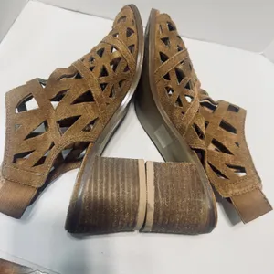 Steve Madden Estee Brown Suede Sandals Women’s 7.5M block heels laser cut thumbnail 5