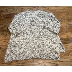Umgee Women's Chunky‎ Knit Basket Weave Fuzzy Oversized Sweater Size Medium thumbnail 4