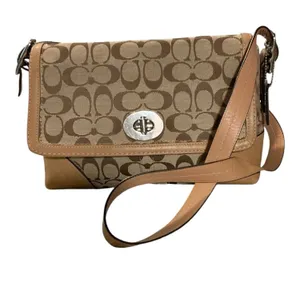 Vintage Coach Hamptons Signature Jacquard Flap Crossbody Bag | Tan Khaki Leather F13066 thumbnail 1