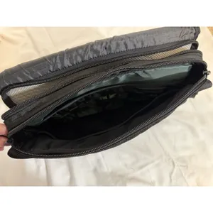 Targus Unofficial Messenger Bag TSM104US Black‎ Nylon EUC Laptop Pockets thumbnail 4