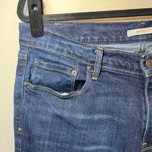 Levi's 515 Bootcut Jeans Dark Blue Denim Wash Mid Rise Zip Stretch Classic Sz 14 thumbnail 4