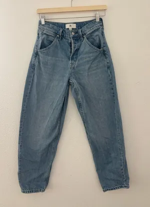 Banana Republic high rise rigid bow jeans thumbnail 1