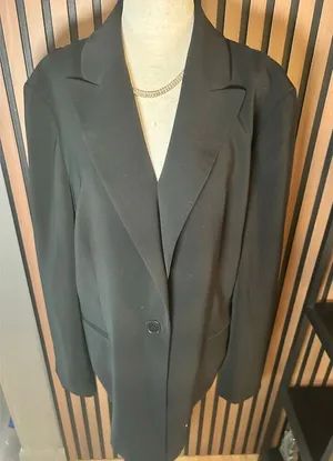 Kasper black blazer jacket size 18 with light stretch work blazer thumbnail 1