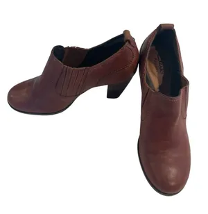 Clark’s Artisan Tige De Cuir Booties Boots Women’s Size 7M Active Air Brown thumbnail 1