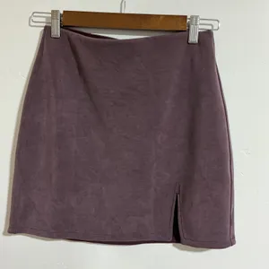 Lululemon Softstreme Mini Skirt Plum Purple Side Slit XS Athleisure Casual thumbnail 1