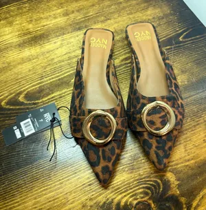 Madden NYC‎ Leopard Pointed Toe Flats Size 7 Brown thumbnail 1