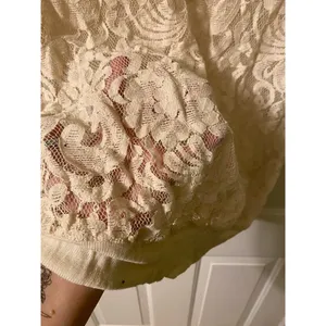 Ivory Eyelash Lace 3/4 sleeve top size Large thumbnail 4