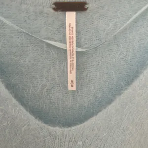 Free People Blue V-Neck Sweater Relaxed Fit thumbnail 2
