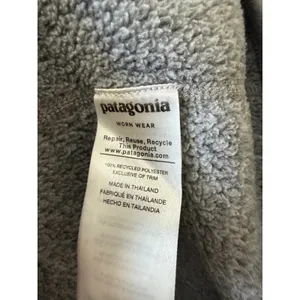 Gray Patagonia Quarter Zip Size Medium thumbnail 4