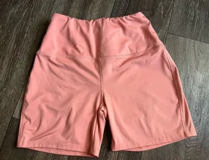 Series 8 Size M thumbnail 1