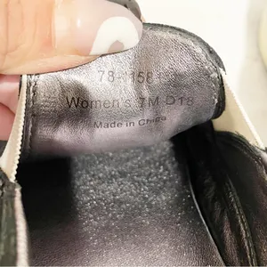 Johnston‎ & Murphy Womens 7M Slip-on Textile Leather Snakeskin Pattern Sneaker thumbnail 6
