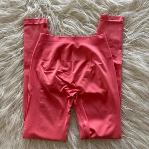 Alphalete Amplify Leggings Pixel Pink Size Small thumbnail 6