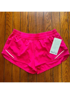 Lululemon Hotty Hot Low Rise Short 2.5” Mulberry Spark Size 12 NWT thumbnail 2
