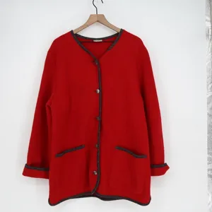 L.L.Bean Cardigan Sweater Womens Large Red Knit Pockets Round Neck Long‎ Sleeve thumbnail 2