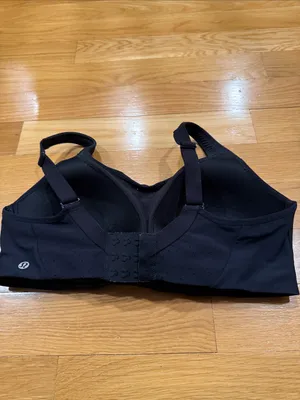 Lululemon run time high support bra size 38D. thumbnail 3